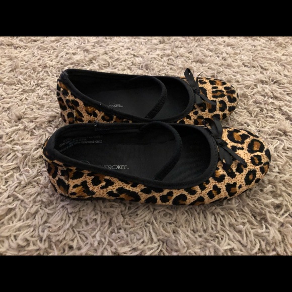 cherokee cheetah print corduroy ballet flats - Picture 3 of 3